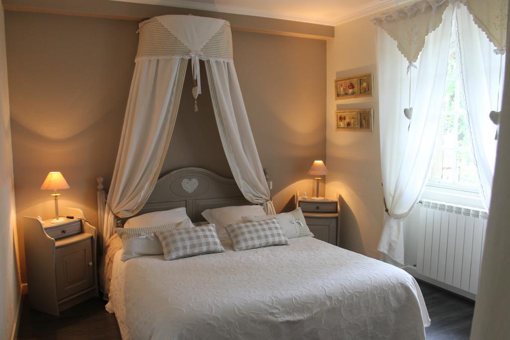 Chambres d'Hôtes Le Bois Trinquille Saint-Viance Extérieur photo